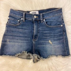 VS PINK cute, shorts!